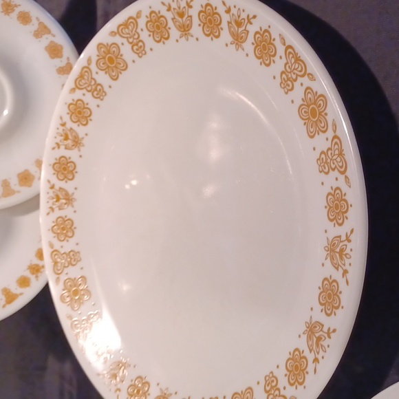 Corelle by Corning dinner ware 5 pc.set dinner plate salad plate and saucers - Picture 5 of 7